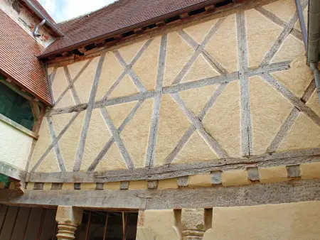 Studio médiéval au cœur du village, proche commerces - Photo 11