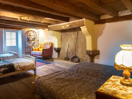 Charmante maison médiévale au cœur d'Hérisson - Photo 2