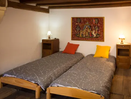 Charmante maison médiévale au cœur d'Hérisson - Photo 6