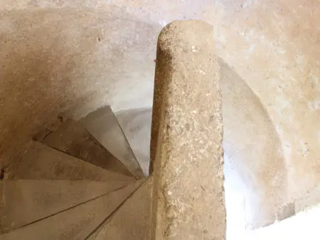 Charmante maison médiévale au cœur d'Hérisson - Photo 8