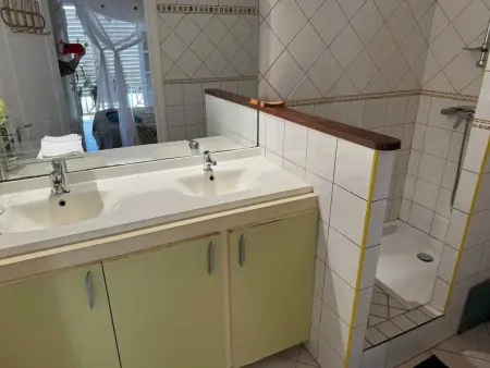 Appartement spacieux à Le Diamant, 70 m², vue mer - Photo 4