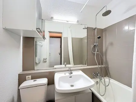 Studio rénové skis aux pieds pour 3 personnes, Appartement 3 personnes à Le Corbier - Photo 10