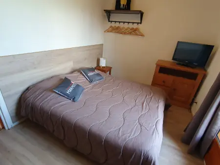 Chalet Mitoyen 3 Pièces, 7 Pers, Terrasse, Parking Gratuit, Animaux Acceptés - Photo 2