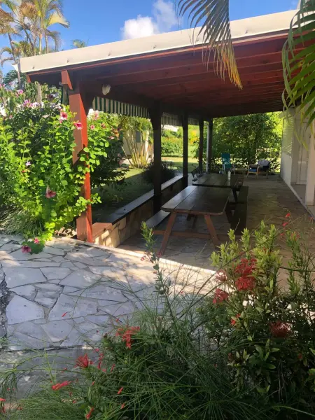 Bungalow charmant avec piscine partagée à Saint-François - Photo 7