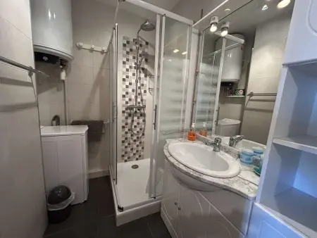 Appartement 3 pièces, plage à 250m, jusqu'à 6 personnes, climatisé - Photo 10
