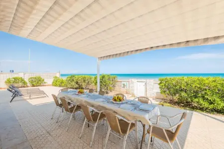 Chalets à Guardamar del Segura, Villa à Guardamar avec Accès Plage - Photo 1