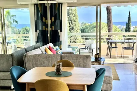Appartements à Cannes, Appartement en Basse-Californie avec vue sur la mer - Photo 1