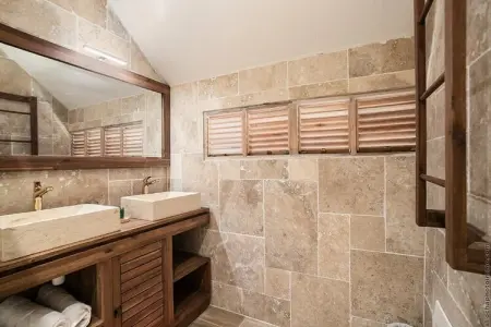 Maison à Sainte Anne 972, Villa à Sainte-Anne près de la plage de Pointe Marin - Photo 37
