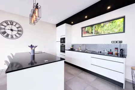 Maison à Bouillante, Villa à Bouillante avec piscine à débordement - Photo 15