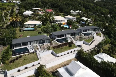 Maison à Bouillante, Villa à Bouillante avec piscine à débordement - Photo 38