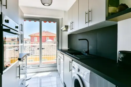 Appartements à Nice, Appartement à Nice avec grande terrasse - Photo 9