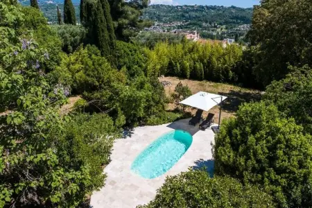 06bv : Cottage Au Calme Avec Piscine, Cottage à Grasse avec Piscine et Jardin - Photo 9