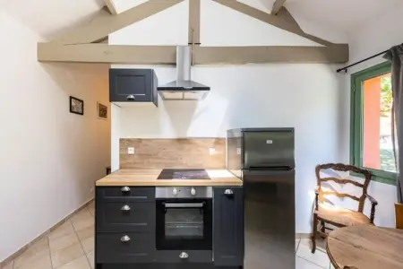 06bv : Cottage Au Calme Avec Piscine, Cottage à Grasse avec Piscine et Jardin - Photo 16
