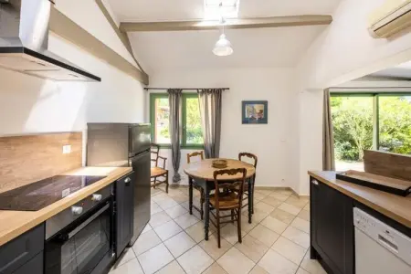 06bv : Cottage Au Calme Avec Piscine, Cottage à Grasse avec Piscine et Jardin - Photo 20