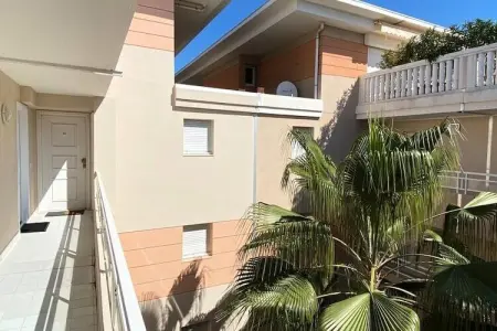 06ai - Beau Studio R&eacute;nov&eacute; - Vue Mer Et Piscine, Appartement à Golfe Juan près des plages - Photo 12