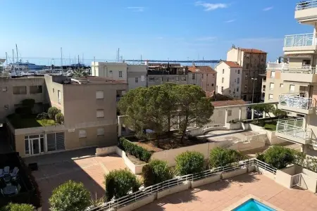 06ai - Beau Studio R&eacute;nov&eacute; - Vue Mer Et Piscine, Appartement à Golfe Juan près des plages - Photo 13