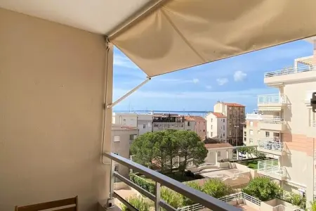 06ai - Beau Studio R&eacute;nov&eacute; - Vue Mer Et Piscine, Appartement à Golfe Juan près des plages - Photo 33