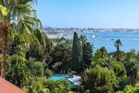 Résidence 4p Vue Mer, R&eacute;sidence De Standing Avec Piscine & Tennis, Appartement à Golfe-Juan avec vue sur la mer - Photo 2