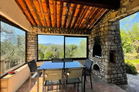 Charmant Mas 6 Pers &agrave; Peymeinade - 20 Min De Cannes, Maison à Peymeinade avec vue superbe - Photo 9
