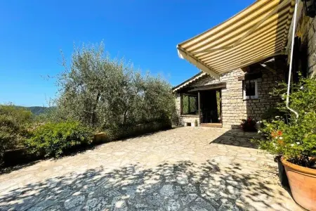 Charmant Mas 6 Pers &agrave; Peymeinade - 20 Min De Cannes, Maison à Peymeinade avec vue superbe - Photo 27
