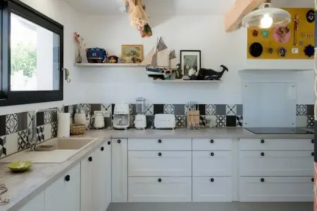 Résidence La Perle Rose Villa Standing 5 &eacute;toiles Avec Piscine Jacuzzi Et Superbe Vue, Villa à Aigues-Mortes avec Piscine & Vue - Photo 46