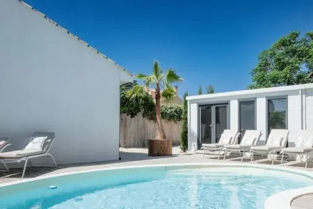 Résidence La Perle Rose Villa Standing 5 &eacute;toiles Avec Piscine Jacuzzi Et Superbe Vue, Villa à Aigues-Mortes avec Piscine & Vue - Photo 132