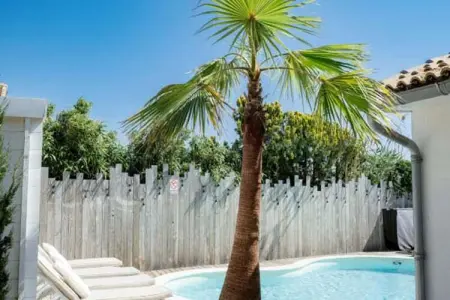 Résidence La Perle Rose Villa Standing 5 &eacute;toiles Avec Piscine Jacuzzi Et Superbe Vue, Villa à Aigues-Mortes avec Piscine & Vue - Photo 145