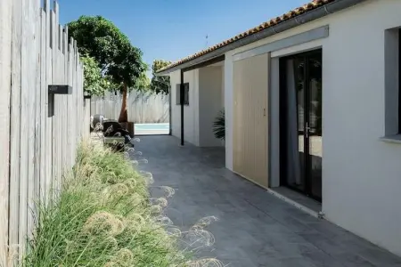 Résidence La Perle Rose Villa Standing 5 &eacute;toiles Avec Piscine Jacuzzi Et Superbe Vue, Villa à Aigues-Mortes avec Piscine & Vue - Photo 147