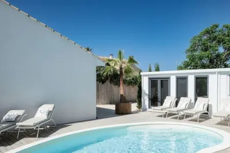 Résidence La Perle Rose Villa Standing 5 &eacute;toiles Avec Piscine Jacuzzi Et Superbe Vue, Villa à Aigues-Mortes avec Piscine & Vue - Photo 159