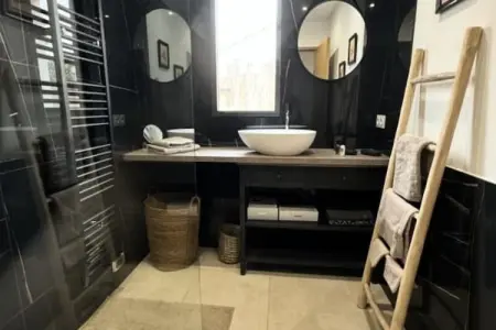 Résidence La Perle Rose Villa Standing 5 &eacute;toiles Avec Piscine Jacuzzi Et Superbe Vue, Villa à Aigues-Mortes avec Piscine & Vue - Photo 167