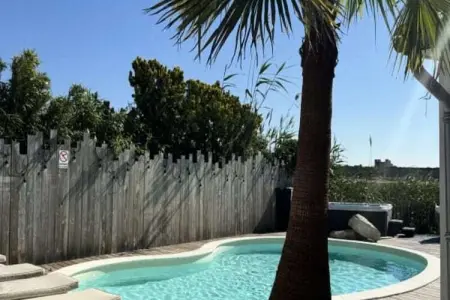 Résidence La Perle Rose Villa Standing 5 &eacute;toiles Avec Piscine Jacuzzi Et Superbe Vue, Villa à Aigues-Mortes avec Piscine & Vue - Photo 170