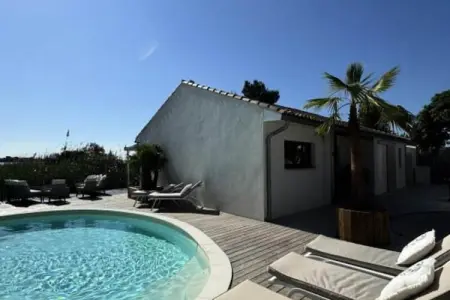 Résidence La Perle Rose Villa Standing 5 &eacute;toiles Avec Piscine Jacuzzi Et Superbe Vue, Villa à Aigues-Mortes avec Piscine & Vue - Photo 173