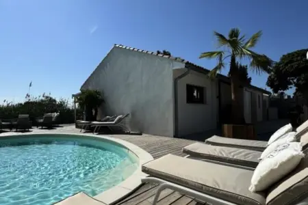Résidence La Perle Rose Villa Standing 5 &eacute;toiles Avec Piscine Jacuzzi Et Superbe Vue, Villa à Aigues-Mortes avec Piscine & Vue - Photo 174