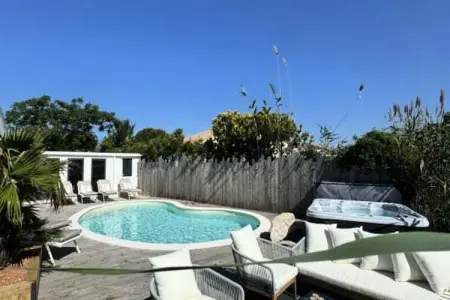 Résidence La Perle Rose Villa Standing 5 &eacute;toiles Avec Piscine Jacuzzi Et Superbe Vue, Villa à Aigues-Mortes avec Piscine & Vue - Photo 178