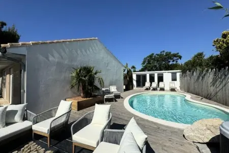 Résidence La Perle Rose Villa Standing 5 &eacute;toiles Avec Piscine Jacuzzi Et Superbe Vue, Villa à Aigues-Mortes avec Piscine & Vue - Photo 185