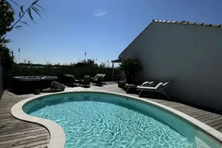 Résidence La Perle Rose Villa Standing 5 &eacute;toiles Avec Piscine Jacuzzi Et Superbe Vue, Villa à Aigues-Mortes avec Piscine & Vue - Photo 194