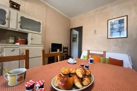 Résidence La Maison De Constance - Charmante Maison Proven&ccedil;ale 3 Chambres, Maison à Aigues-Mortes près des Plages - Photo 4