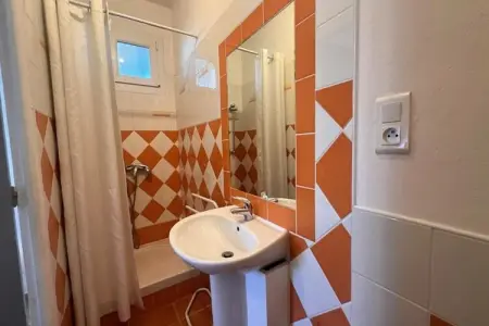 Résidence La Maison De Constance - Charmante Maison Proven&ccedil;ale 3 Chambres, Maison à Aigues-Mortes près des Plages - Photo 12
