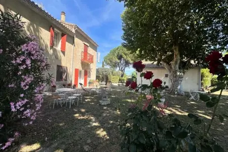 Résidence G&icirc;te De La Cave - Charmant G&icirc;te Proven&ccedil;al Avec Une Chambre, Ferme à Aigues-Mortes près de la plage - Photo 1