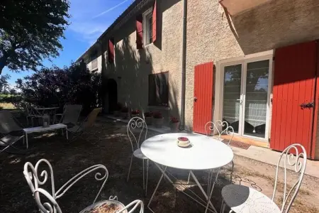 Résidence G&icirc;te De La Cave - Charmant G&icirc;te Proven&ccedil;al Avec Une Chambre, Ferme à Aigues-Mortes près de la plage - Photo 8