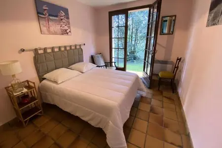 Résidence La Grande Combe, Villa avec jardin et terrasse - Photo 13