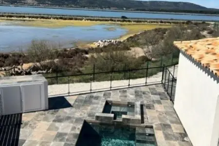 Le Luxe Entre Mer Et &eacute;tang Soir&eacute;es Interdites, Villa près de la Plage avec Piscine et Jacuzzi - Photo 1