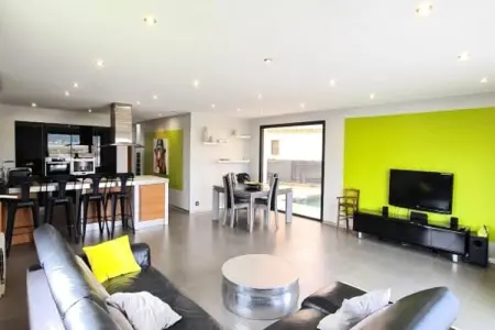 Le Luxe Entre Mer Et &eacute;tang Soir&eacute;es Interdites, Villa près de la Plage avec Piscine et Jacuzzi - Photo 4