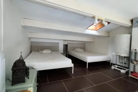 Appartement Duplex Face Au Port 50 M Des Plages, Appartement au port avec accès plage - Photo 4