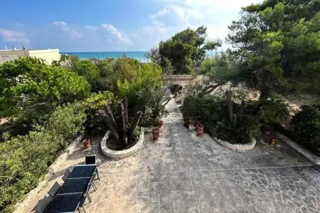 Villa Secret Du Jardin Face &agrave; La Mer, Villa à Frontignan avec Plage Privée - Photo 21