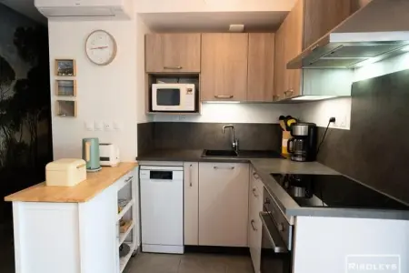 Marina Lodge - T2 Climatis&eacute; Avec Wifi Et Piscine, Appartement à Vias près de la plage méditerranéenne - Photo 3
