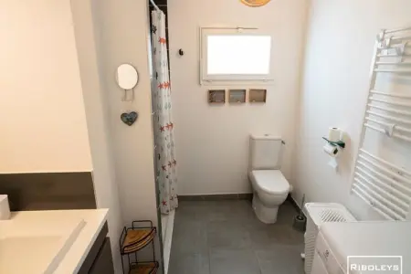 Marina Lodge - T2 Climatis&eacute; Avec Wifi Et Piscine, Appartement à Vias près de la plage méditerranéenne - Photo 11
