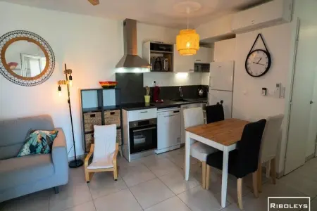 Villa T3 &agrave; 400m De La Plage Avec Piscine, Villa à Vias proche plage Farinette - Photo 2