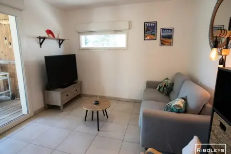 Villa T3 &agrave; 400m De La Plage Avec Piscine, Villa à Vias proche plage Farinette - Photo 8