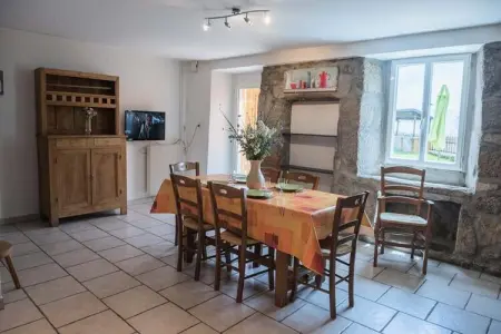 Gîte de France Le gîte gévaudan, 6/7 personnes au bacon 2 épis, Gîte à Bacon avec sentiers de randonnée - Photo 4